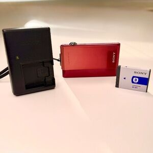 Sony Cyber-Shot DSC-T900 Red Digital Camera |Carl Zeiss 4x Optical Zoom & Accs.